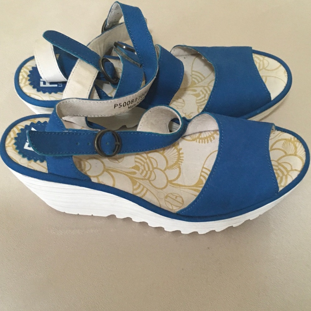 Fly London Blue Size 9